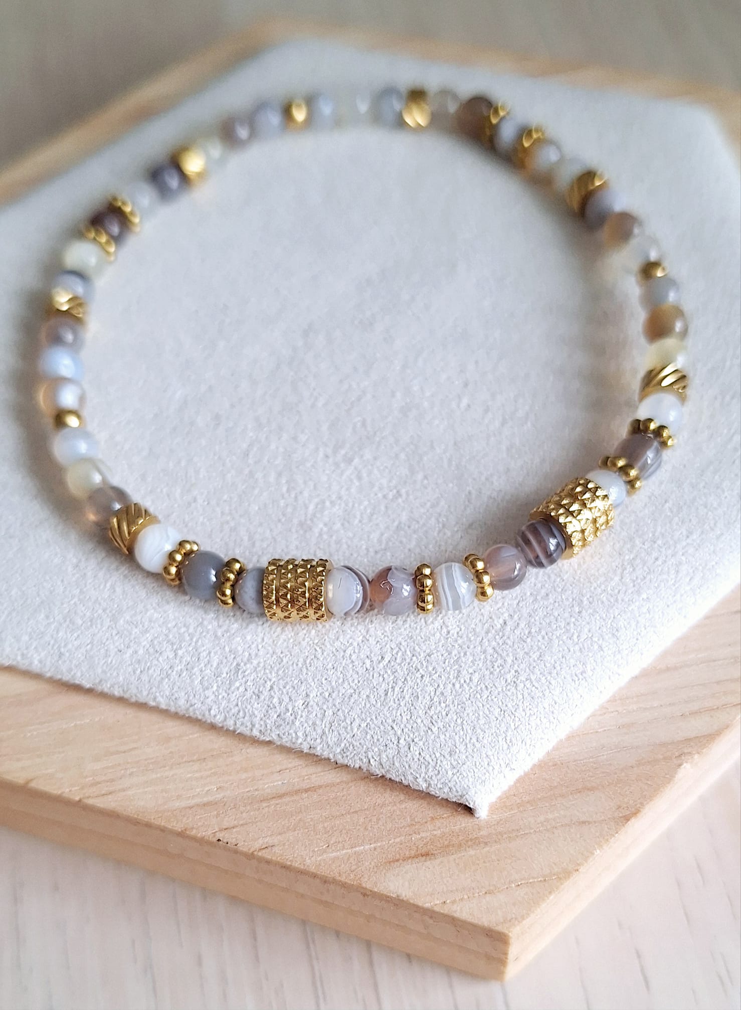 Bracelet femme | Agate de Botswana | Lithothérapie | acier inoxydable | Presqu'îles bijoux | 62800 LIEVIN