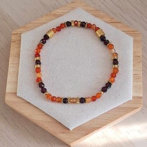 Bracelet femme | Grenat facetté et cornaline | Lithothérapie | acier inoxydable | Presqu'îles bijoux | 62800 LIEVIN