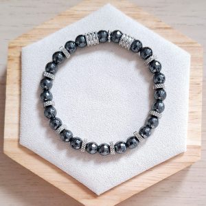 Bracelet femme | hématite facetté | Lithothérapie | acier inoxydable | Presqu'îles bijoux | 62800 LIEVIN